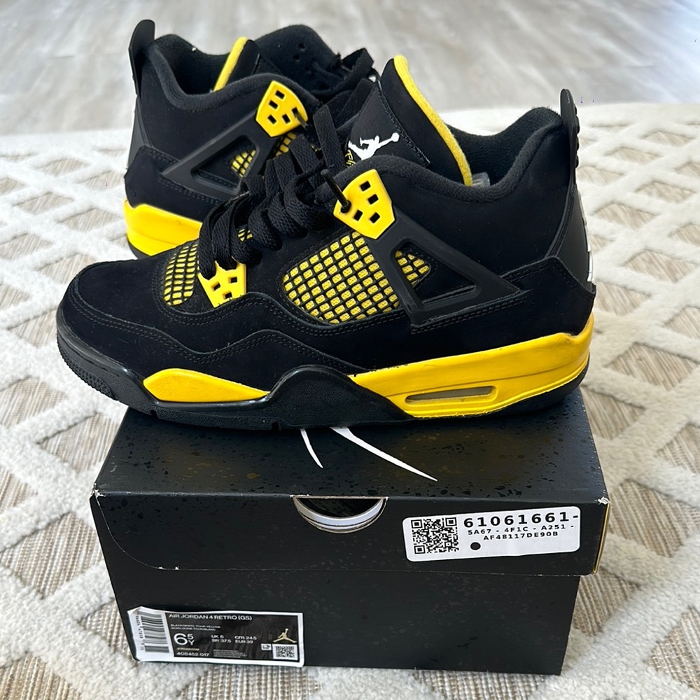 Jordan Black and Yellow Sneakers with Air Unit